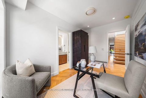 Photo 24 at 72 Montrose Avenue, Bellwoods, Toronto
