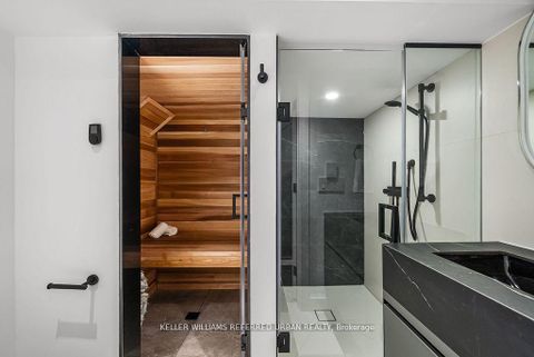 Photo 43 at 72 Montrose Avenue, Bellwoods, Toronto