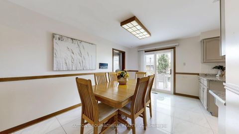 Photo 12 at 101 Dunstan Crescent, West Woodbridge, Vaughan