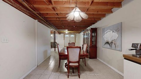 Photo 30 at 101 Dunstan Crescent, West Woodbridge, Vaughan
