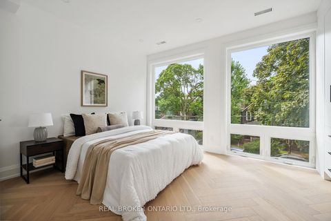 Photo 11 at 98 Hogarth Avenue, North Riverdale, Toronto