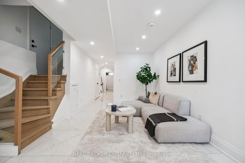 Photo 34 at 98 Hogarth Avenue, North Riverdale, Toronto