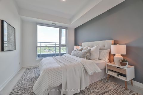 Photo 16 at 704 - 223 St Clair Avenue W, Casa Loma, Toronto