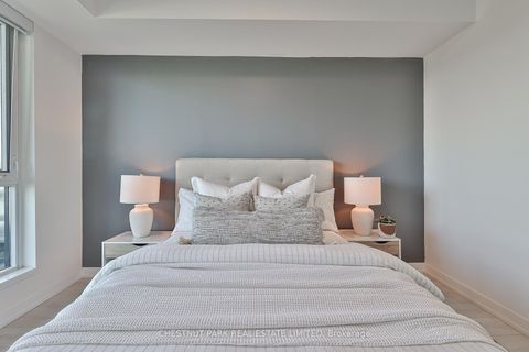 Photo 17 at 704 - 223 St Clair Avenue W, Casa Loma, Toronto