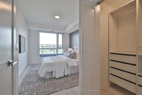 Photo 23 at 704 - 223 St Clair Avenue W, Casa Loma, Toronto