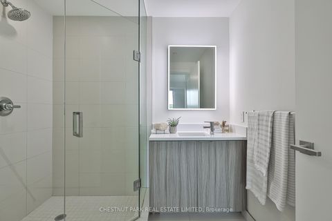 Photo 26 at 704 - 223 St Clair Avenue W, Casa Loma, Toronto
