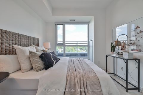 Photo 29 at 704 - 223 St Clair Avenue W, Casa Loma, Toronto