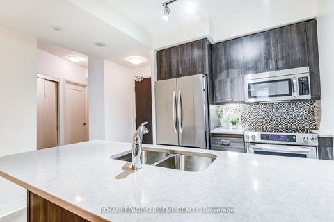 Photo 7 at 619 - 825 Church Street, Moore Park, Toronto