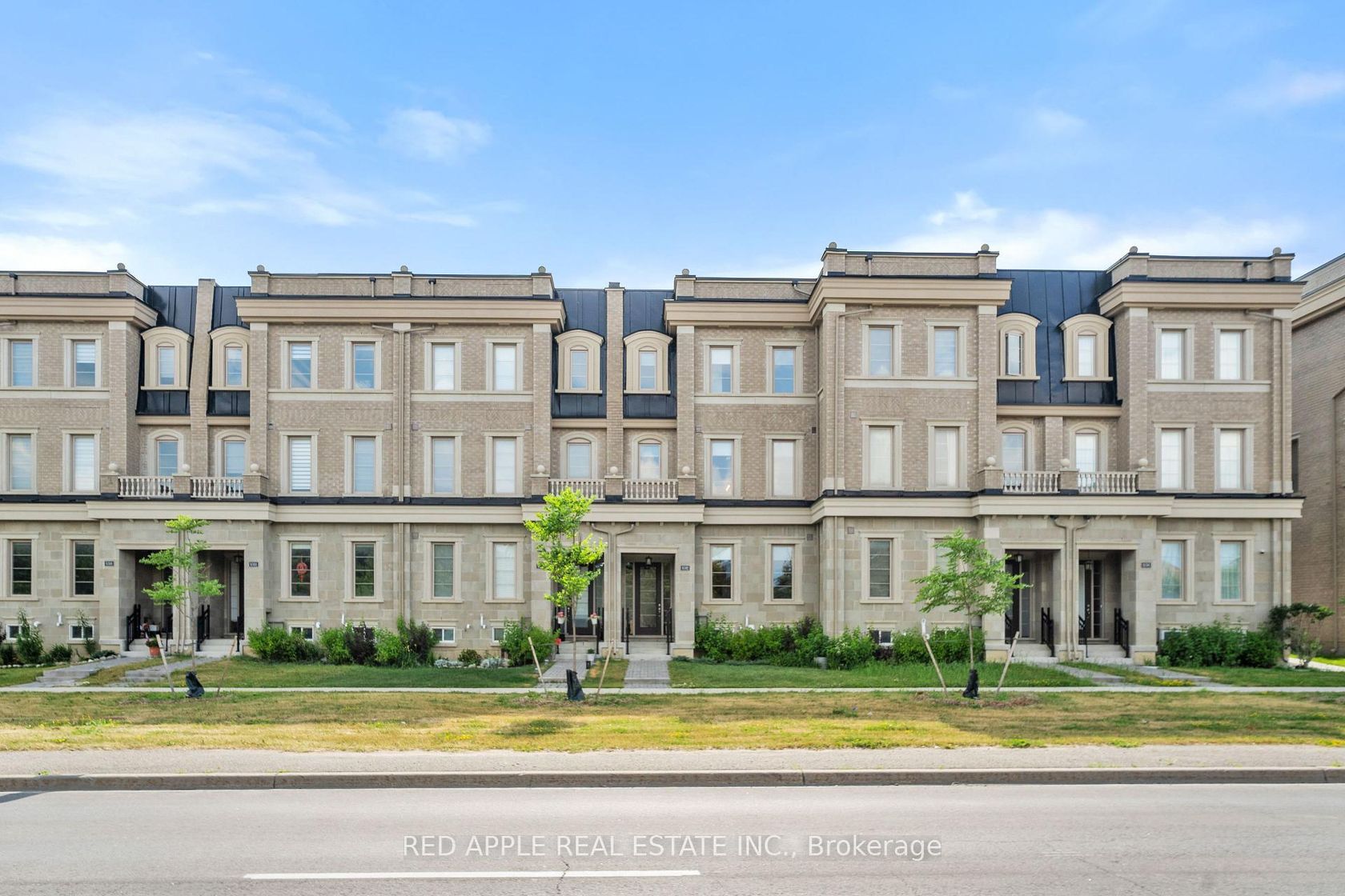 9392 Bayview Avenue, Observatory, Richmond Hill 