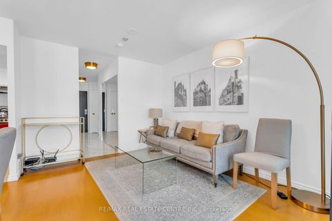 Photo 17 at 2504 - 55 Centre Avenue, Bay Street Corridor, Toronto
