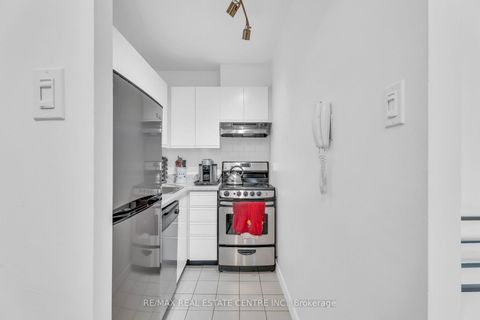 Photo 20 at 2504 - 55 Centre Avenue, Bay Street Corridor, Toronto