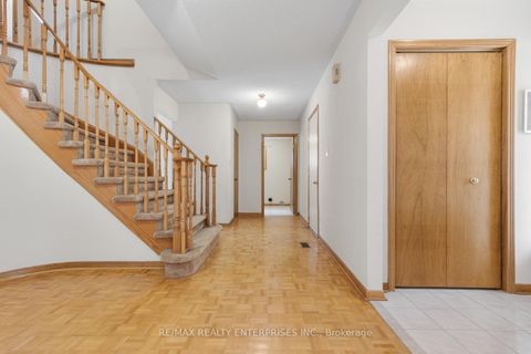 Photo 6 at 2941 Caradoc Lane, CV Clearview, Oakville