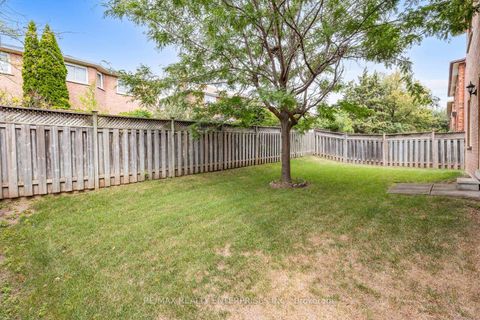 Photo 29 at 2941 Caradoc Lane, CV Clearview, Oakville