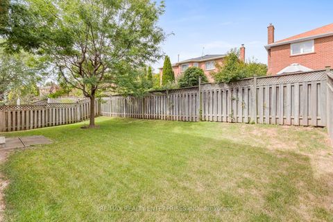 Photo 31 at 2941 Caradoc Lane, CV Clearview, Oakville