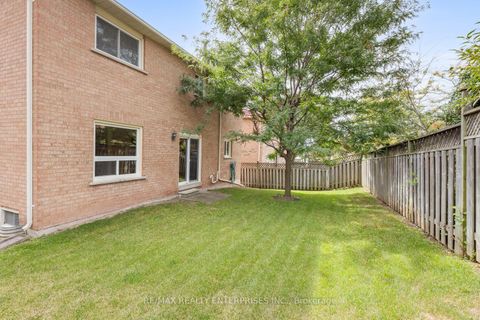 Photo 32 at 2941 Caradoc Lane, CV Clearview, Oakville