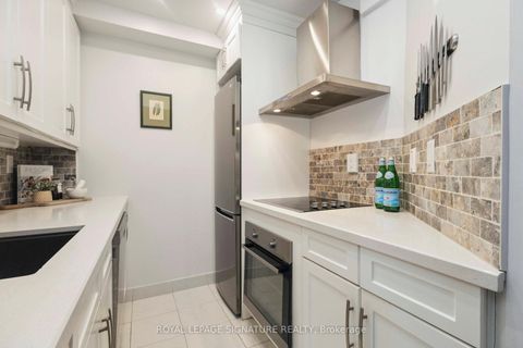 Photo 11 at 1007 - 222 The Esplanade, Waterfront Communities C8, Toronto
