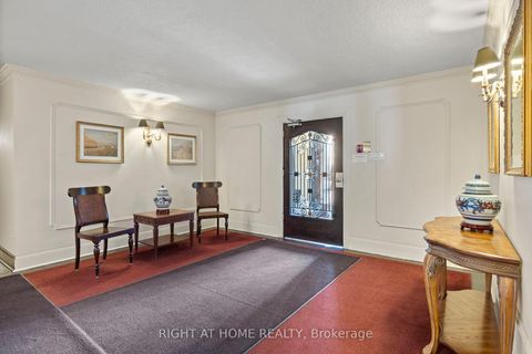 Photo 2 at 108 - 100 Oriole Parkway, Forest Hill South, Toronto