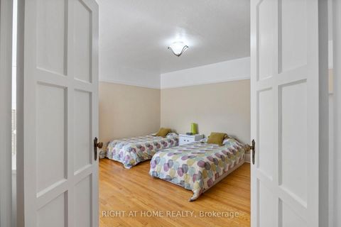 Photo 14 at 108 - 100 Oriole Parkway, Forest Hill South, Toronto