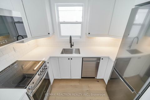 Photo 7 at 1380 Woodbine Avenue, East York, Toronto