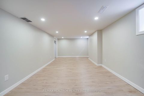 Photo 19 at 1380 Woodbine Avenue, East York, Toronto