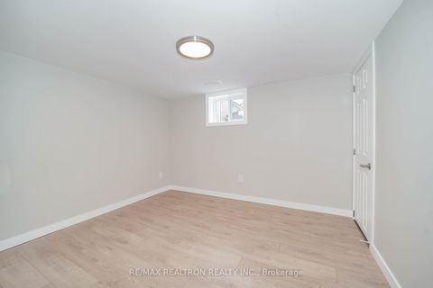 Photo 20 at 1380 Woodbine Avenue, East York, Toronto