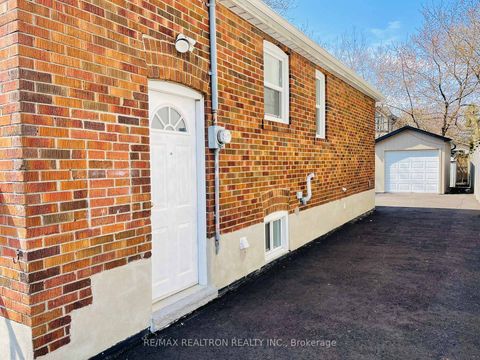 Photo 24 at 1380 Woodbine Avenue, East York, Toronto