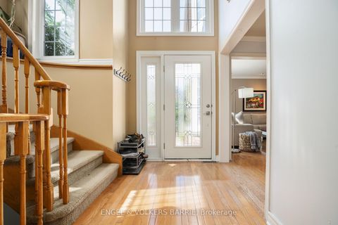 Photo 5 at 19 Grand Forest Drive, Bayshore, Barrie