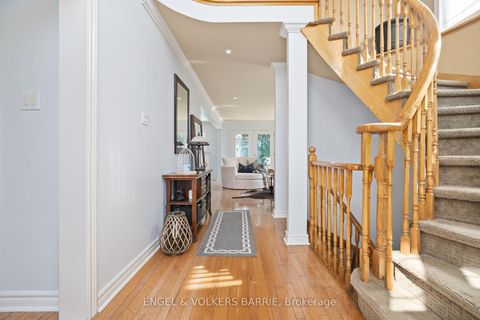 Photo 6 at 19 Grand Forest Drive, Bayshore, Barrie