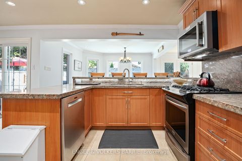 Photo 12 at 19 Grand Forest Drive, Bayshore, Barrie