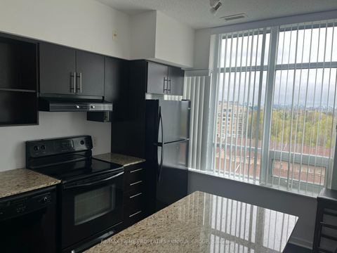 Photo 2 at 907 - 120 Dallimore Circle, Don Mills, Toronto
