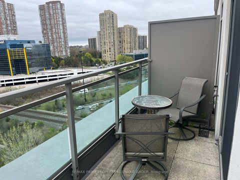 Photo 10 at 907 - 120 Dallimore Circle, Don Mills, Toronto