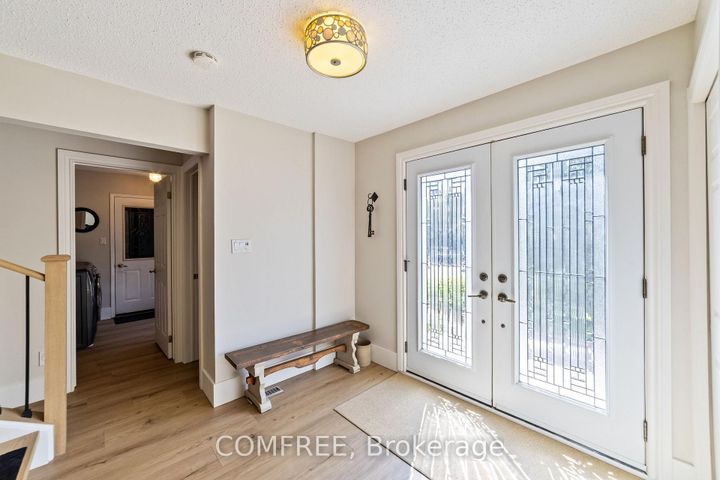 Photo 3 at 2131 Upland Drive, Headon, Burlington