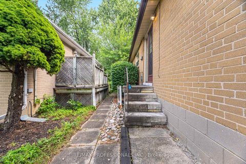 Photo 3 at 23 Cotman Crescent, West Deane, Toronto