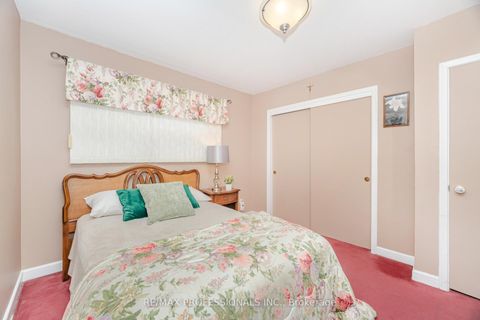 Photo 21 at 23 Cotman Crescent, West Deane, Toronto