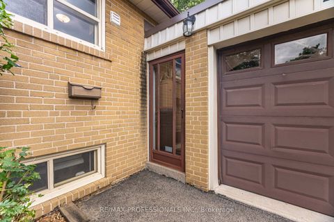Photo 27 at 23 Cotman Crescent, West Deane, Toronto