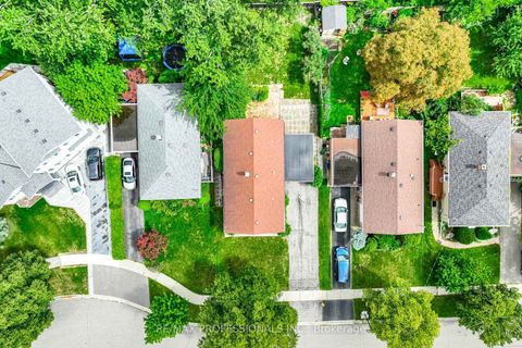 Photo 41 at 23 Cotman Crescent, West Deane, Toronto