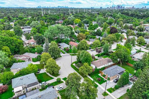 Photo 46 at 23 Cotman Crescent, West Deane, Toronto