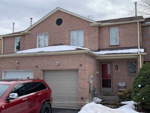 Photo 0 at 19 Moonlight Lane, Observatory, Richmond Hill