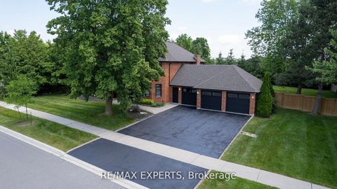 Photo 3 at 21 McCutcheon Avenue, Nobleton, King
