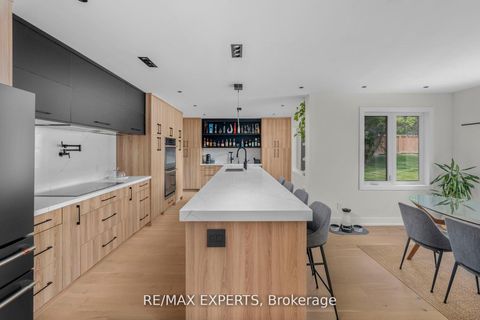 Photo 18 at 21 McCutcheon Avenue, Nobleton, King