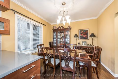 Photo 4 at 574 Perth Avenue, Pellam Park, Toronto