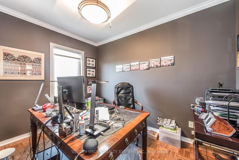 Photo 11 at 574 Perth Avenue, Pellam Park, Toronto