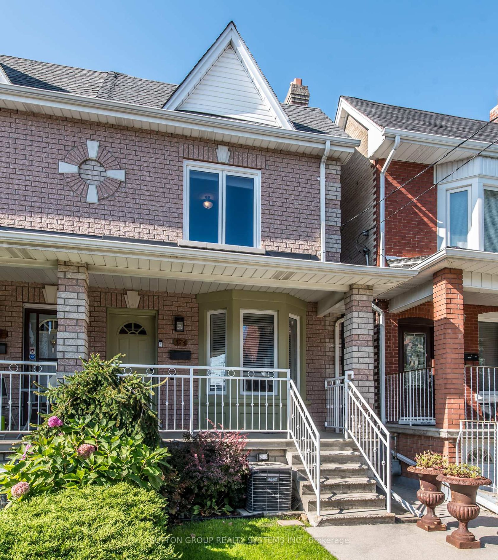574 Perth Avenue, Pellam Park, Toronto 
