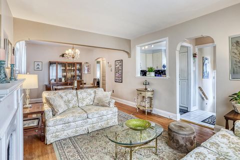 Photo 6 at 30 joanith Drive, Parkview, Toronto