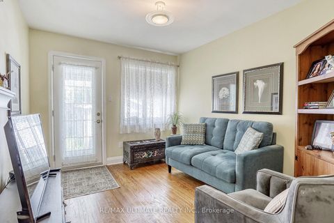 Photo 14 at 30 joanith Drive, Parkview, Toronto