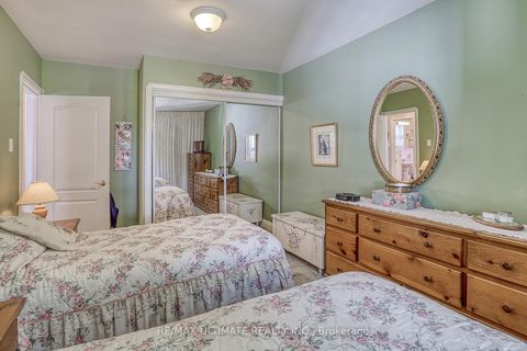 Photo 18 at 30 joanith Drive, Parkview, Toronto