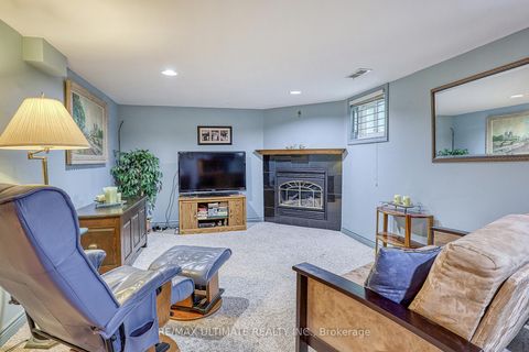 Photo 29 at 30 joanith Drive, Parkview, Toronto