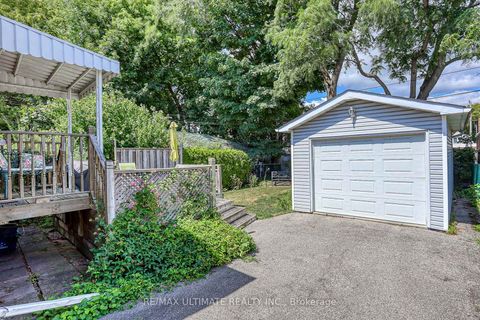Photo 34 at 30 joanith Drive, Parkview, Toronto