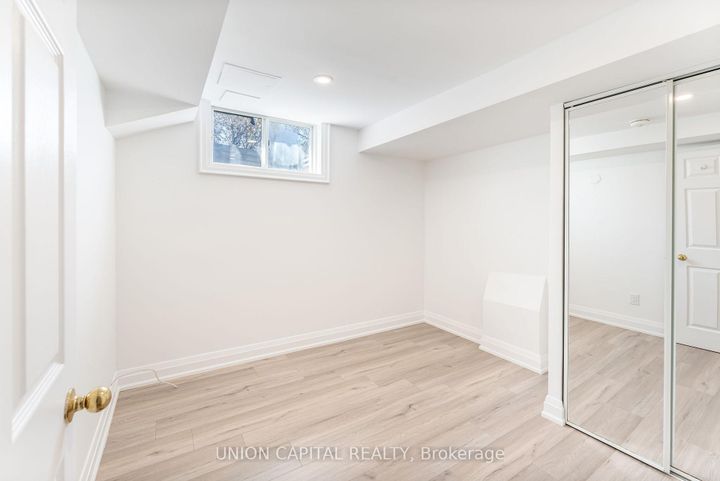 Photo 35 at 14 Rodwell Court, Fletcher's Creek South, Brampton