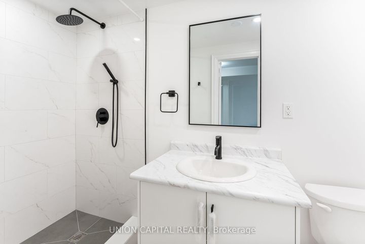 Photo 36 at 14 Rodwell Court, Fletcher's Creek South, Brampton